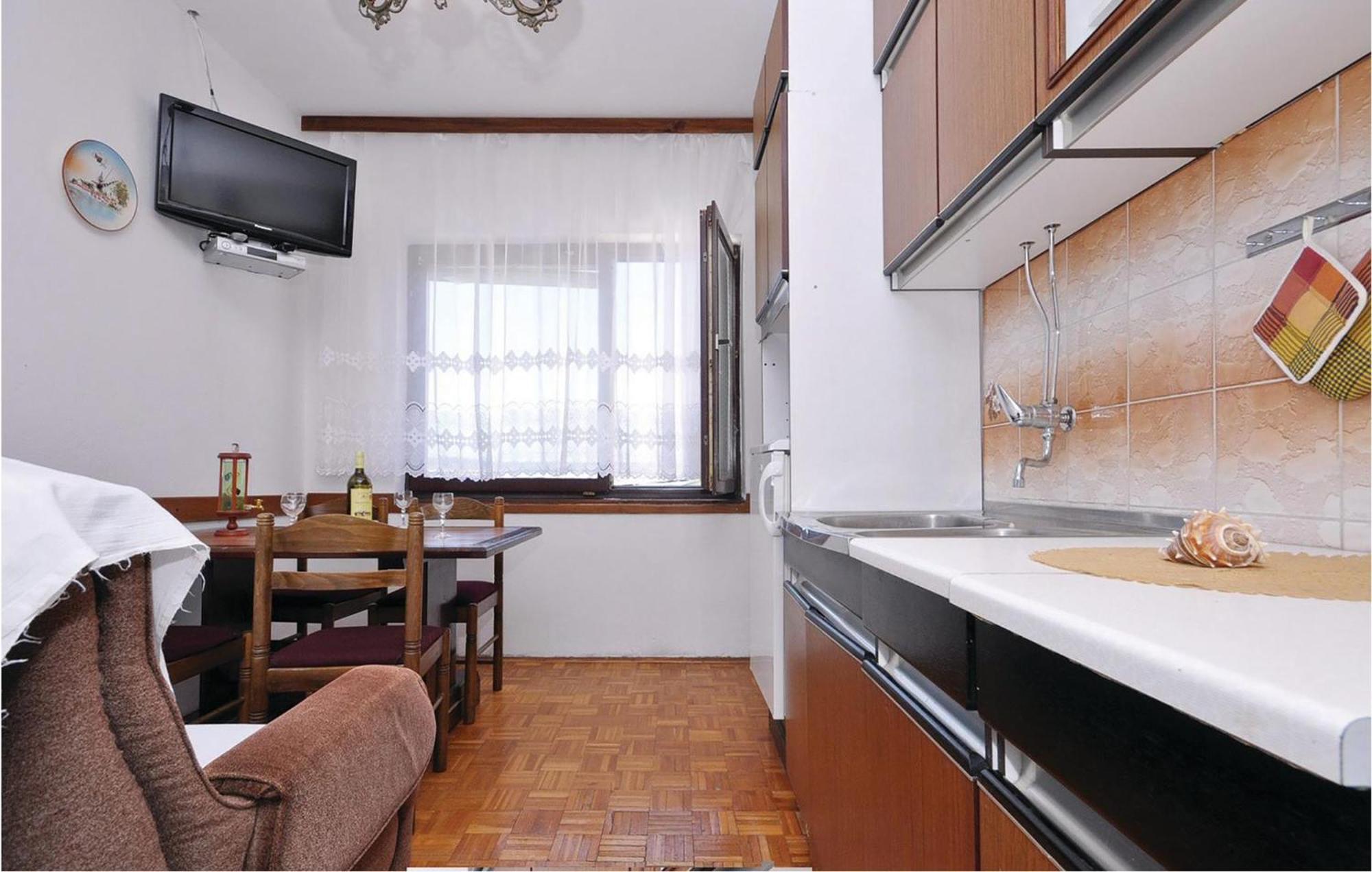 2 Bedroom Lovely Apartment In סטאריגרד-פקלניצה מראה חיצוני תמונה